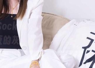 BoBoSocks袜啵啵 – 最新套图，来了！小甜豆的灰丝让人忍不住想多看几眼。