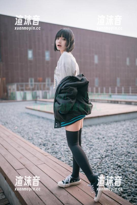 福利警报：Jenny(정제니)再次出击，浴缸里的作品煞是吸引人。