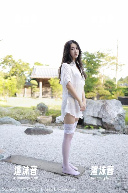 MFStar模范学院 - 不想让艾莉Evelyn的美腿定制写真成为你最后的遗憾？