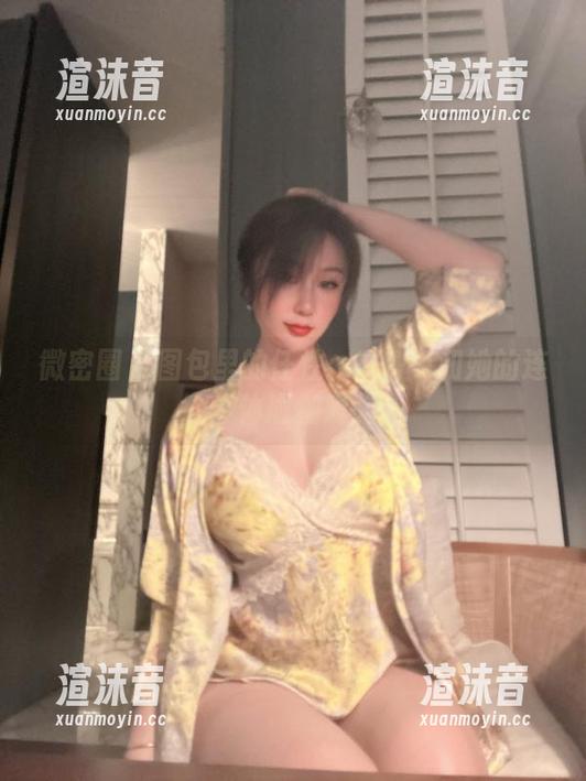 微密圈 - 图包里的任性：MIYA和她的连体瑜伽爱