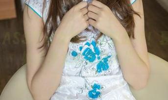 MSLASS梦丝女神 – 美图时间！夏素与妙龄少女的零距离接触