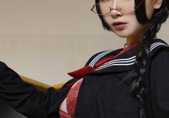 万圣节全套PAKI草莓酱，虽然自信，但我只在镜头前