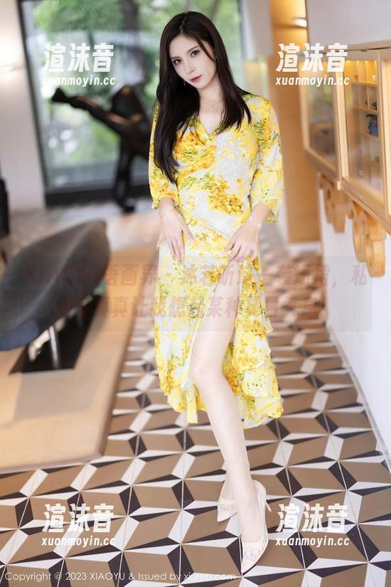 XIAOYU语画界 - 沐若昕这一袭短裙，私房写真真让我想起某种夏日气息！