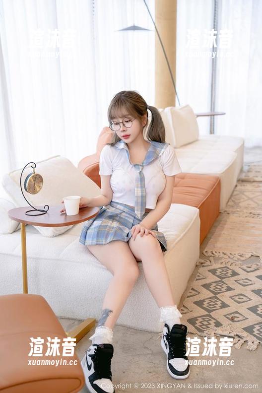 XINGYAN星颜社 - 没见过这么适合做壁纸的女孩，潘思沁真拿捏住这个原图的气质了