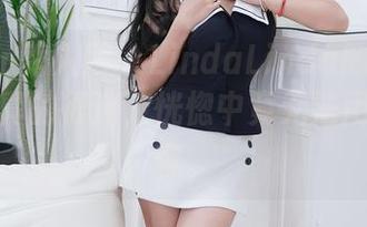 Xiuren秀人网 – LindaLinda的比基尼写真，真的很迷，恍惚中竟无法用语言形容。
