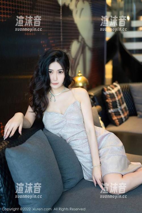 Xiuren秀人网 - Miko酱老师带你看职业装新美图更新，职业属性满分！