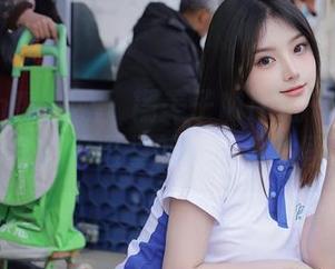 Xiuren秀人网 – 糯美子Mini护士工作日常，网盘里的一段小片段