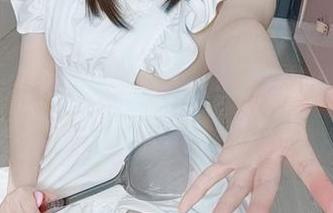 最新图集“双马尾风暴”，asagiriai(爱ちゃん)直接引发我内心的小波澜！