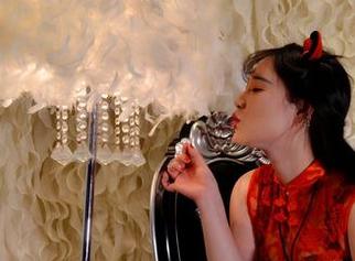 pans – 雯雯户外写真：风把这个角度吹乱了，但依然好看
