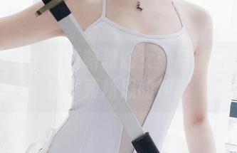 一小央泽带你领略黑修女：高清图片里那些匪夷所思的神态