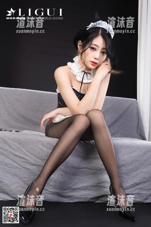 丽柜 - 悠悠的泳池饶舌剧——免费套图，谁说喝水就不能合影？
