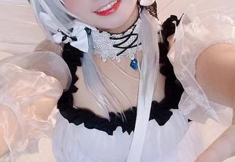 看完伊喵_Master的初音酱写真集，我必须得分享：这个角度让人无言以对