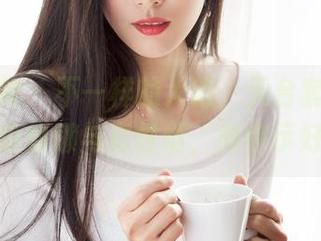 克拉女神 – 不一样的大阳，天台套图里的偷偷懒与真性情，向你示好