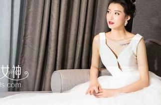 克拉女神 – 高清近观：舒彤的油亮，难道是流行新趋势？