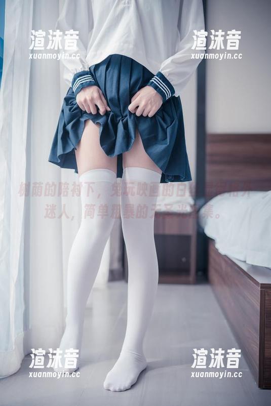 树荫的陪衬下，兔玩映画的白丝显得格外迷人，简单粗暴的无圣光图集。