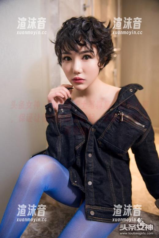 头条女神 - 火儿的护士写真集，轻松分享，保证让你从病床上跃起，实际效果因人而异哦！