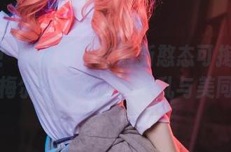 快来看！妖君白研的最新憨态可掬的作品——梅尔特莉莉丝，凌乱与美同行！