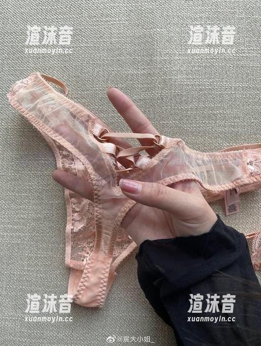 微密圈 - 随手一拍，宸大小姐的日常资源：有什么特别，谁能说得清
