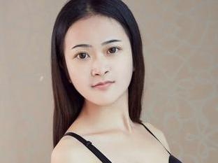 尤物馆 – 你见过这么多粉色吗？陈怡曼coco给你精选写真一波！