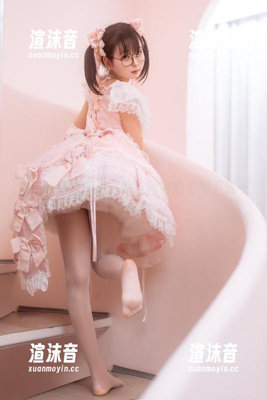 别说校服没意思，幼水铃衣的套图下载一下试试！