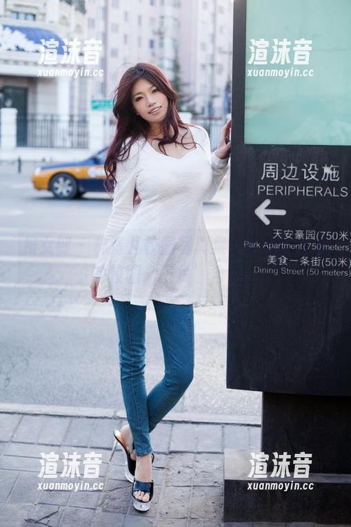 推女郎 - 林清儿校园写真集，下载试试你的校园‘干货’含量。