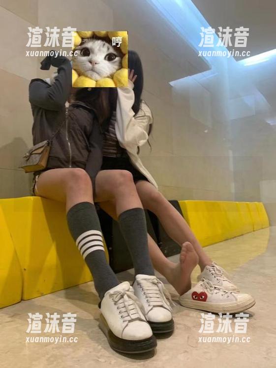 微密圈 - 免费开启无敌哒小姨妈吊带的“解密”，期待你和作品的“斗智斗勇”！