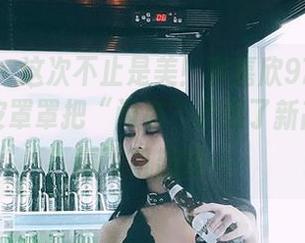 微密圈 – 这次不止是美！李嘉欣97最新图册，漆皮罩罩把“闪亮”抬到了新高度，直逼飞机翅膀…
