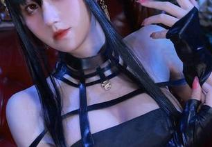 桜满三时的写真，天使说不定是个暴力美少女？