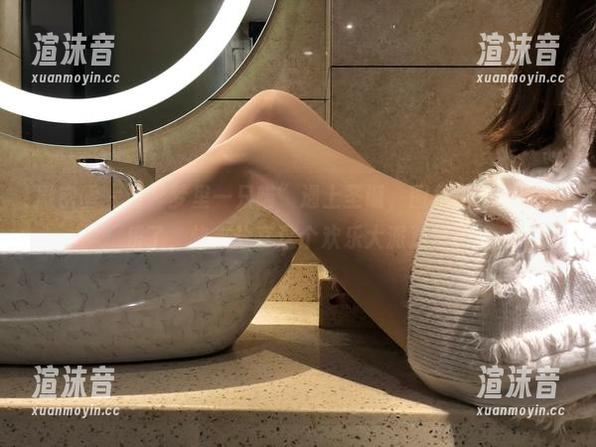 微密圈 - 当“梦里一只喵”遇上圣诞，图集里连猫咪都乐了，快来分享这个欢乐大派对吧！