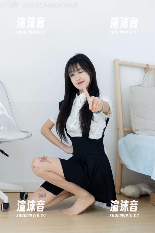 物恋传媒 - 一言不合就想下载，婷婷这白色图集，也是太撩人了，那氛围…