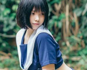 疯猫ss来袭！红发和黑丝的写真资源让人不知不觉入迷。