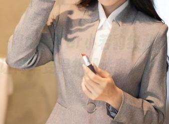秀人网 – Jennifer小若豹纹私拍原图，竟然能让简单变得扑朔迷离，真的很有趣。