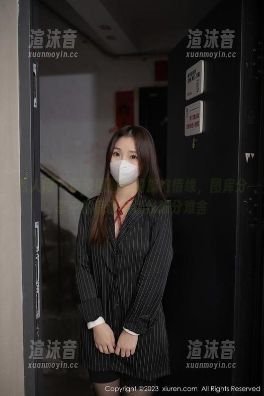 秀人网-圆圆酱 秀人网 - 谈谈圆圆酱的旗袍情缘,图库分享中的荒诞与优雅难分难舍