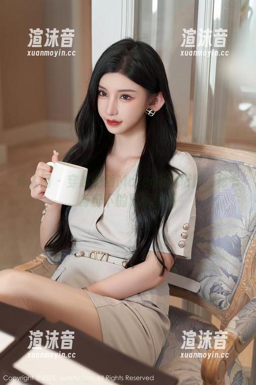 秀人网 - 穿越安然Maleah的摄影：秘书身份下的隐秘角落