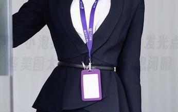 秀人网 – 小泡芙winna的少女发光点，这些美图太好看了，真不想闭眼