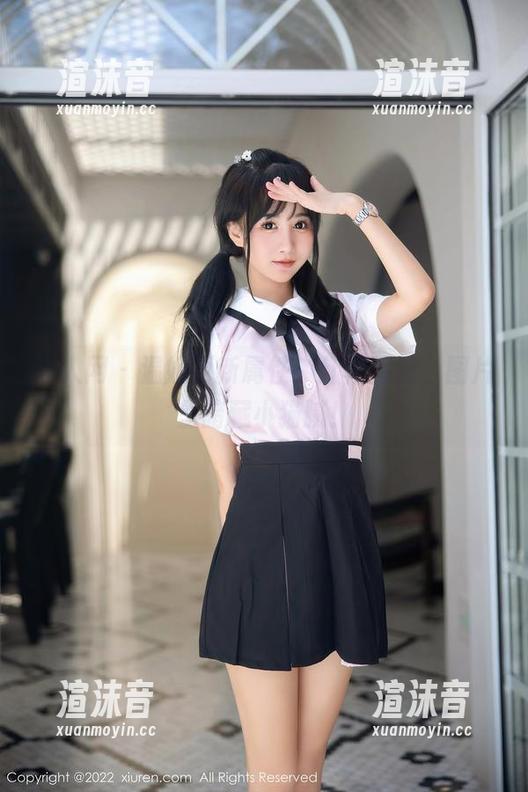 秀人网 - 温妮更新属性：红裙特辑，图片里暗藏小猫腻！