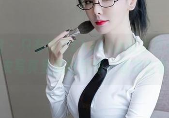 秀人网 – 只有绮梦Cherish敢在这么酷的皮衣写真里疯狂自嘲，你怎么看？