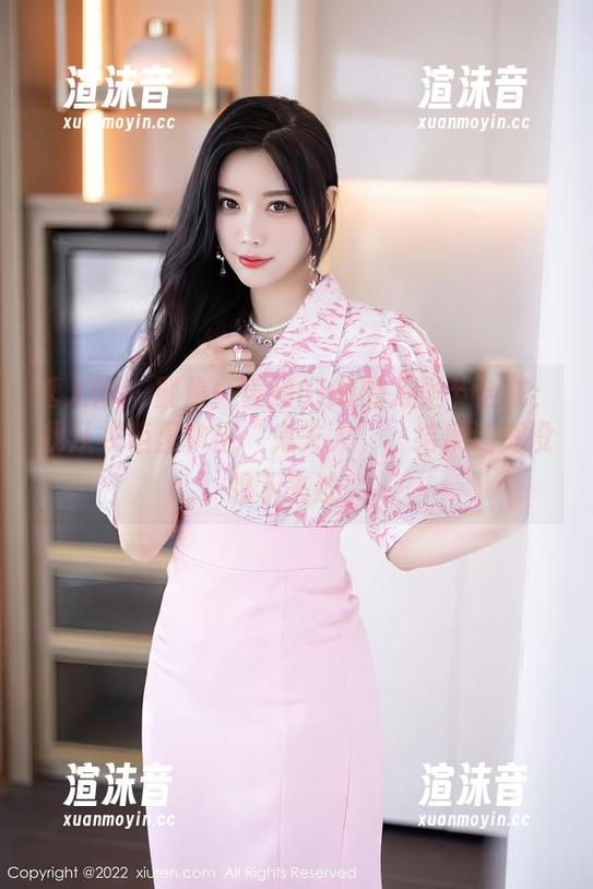 秀人网 - 聚焦！黄婧GIGI的万圣节合集：我从衣柜里拿出“鬼夫人”，结果还真没想下来过！