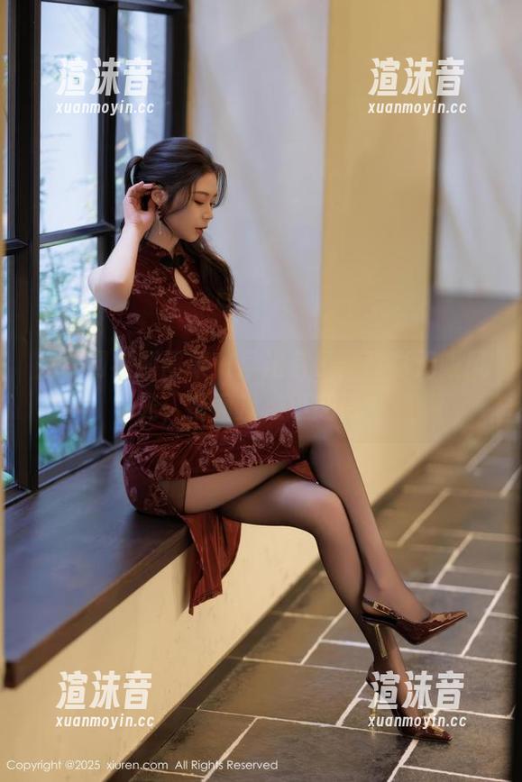秀人网福利图集：早川京子，背影无限风光，前面没点小期待？