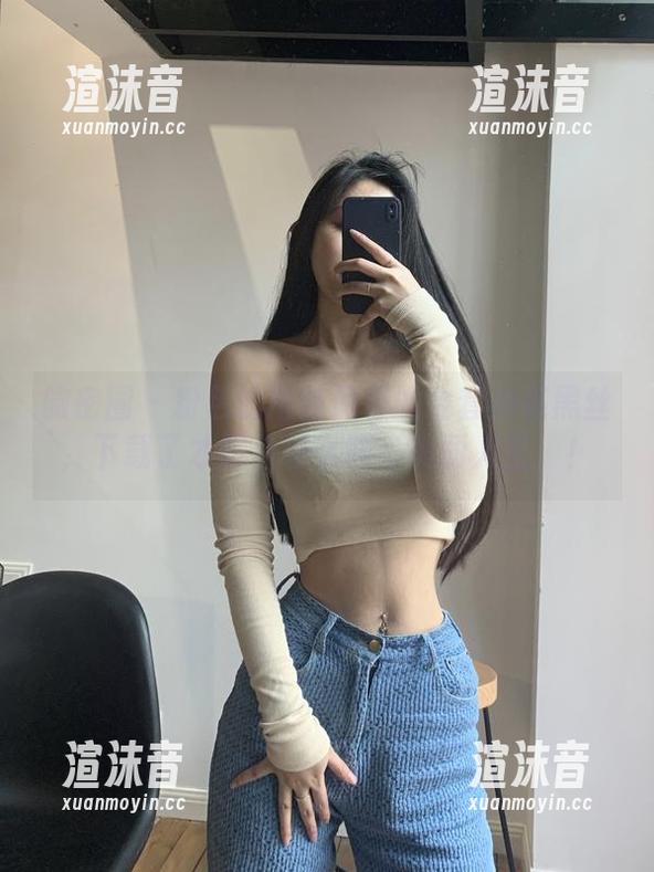 微密圈 - 粉色的猪陈佩奇的全套油亮黑丝，下载了才明白什么叫‘亮丽人生’！