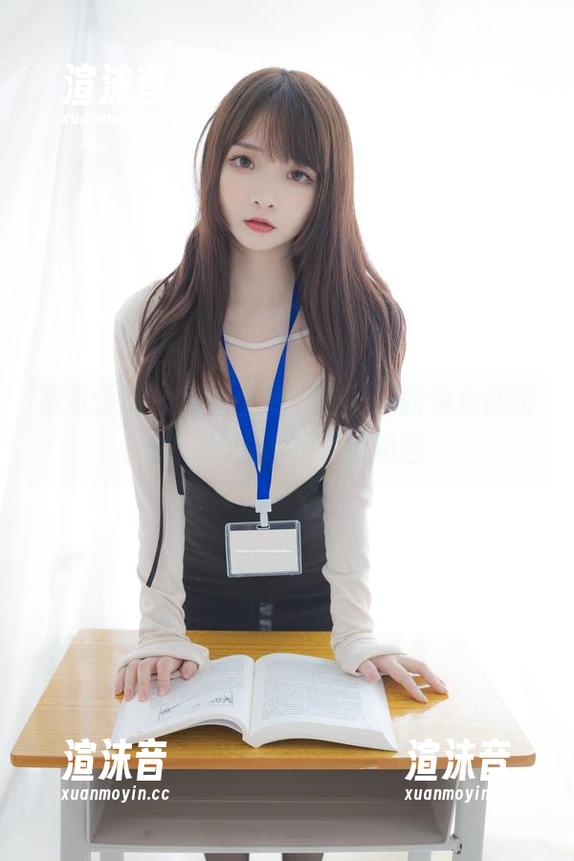 紧急企划 - 网盘上线，见希w的兔女郎扮演‘让人心痒’的角色