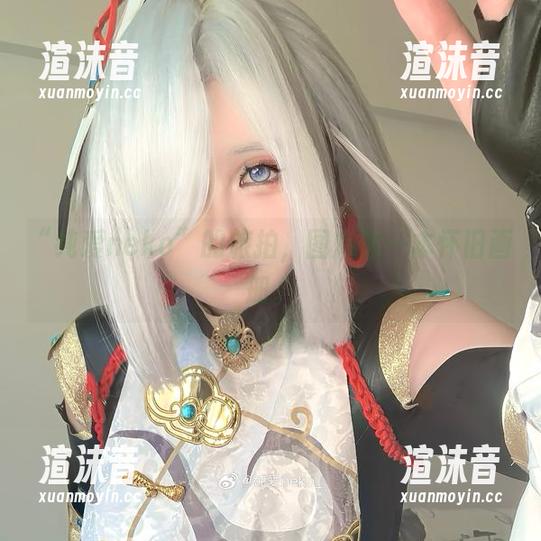 “纯爱neko”的旅拍，图库像一本怀旧画册。