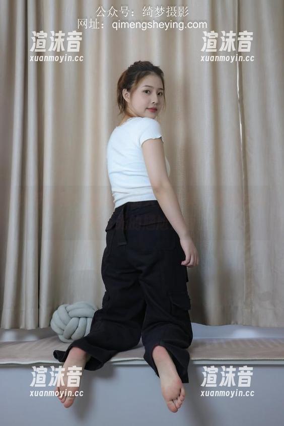绮梦摄影 - 看团子的天台写真，那感觉就是无圣光的尴尬局面。