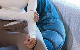 绮梦摄影 – 子涵在办公室：免费资源带你体验不一样的上班乐趣！