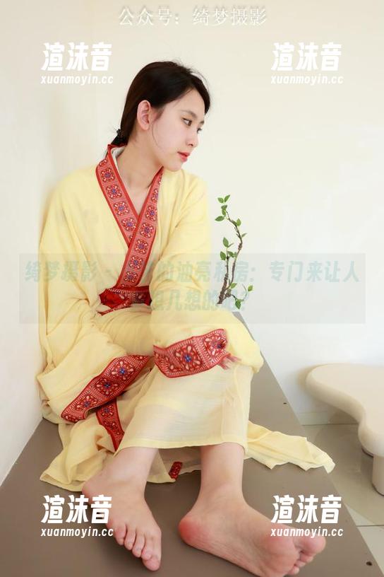 绮梦摄影 - 小艺的油亮私房：专门来让人多想几想的吧？