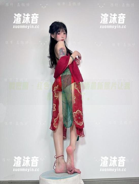 微密圈 - 红色魅惑？聂傲娇最新照片让我都有点心慌了。