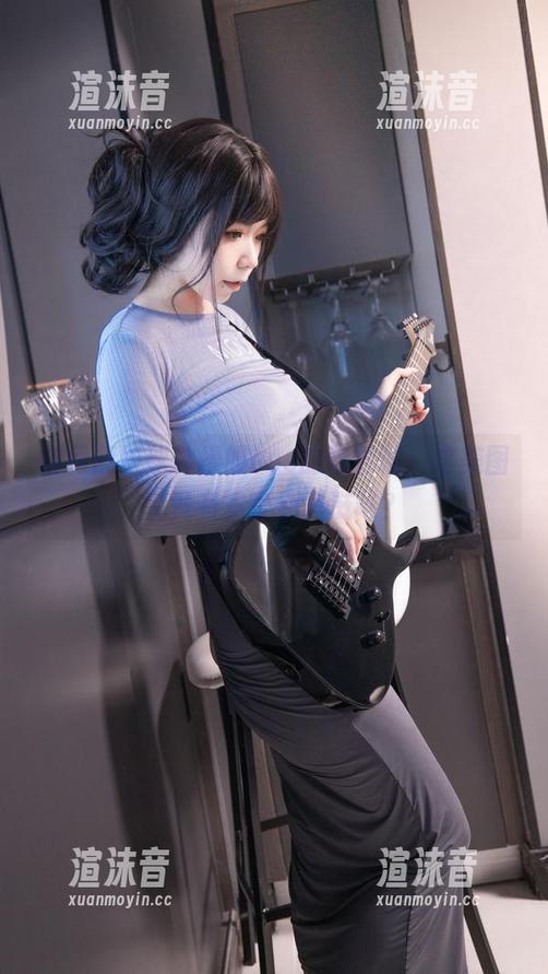 自闭颜球球体操服cos的新尝试，这美图究竟有多少别样滋味？