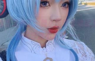 最新合集又来了，舞小喵带来地狱王女，画风好像不大对……