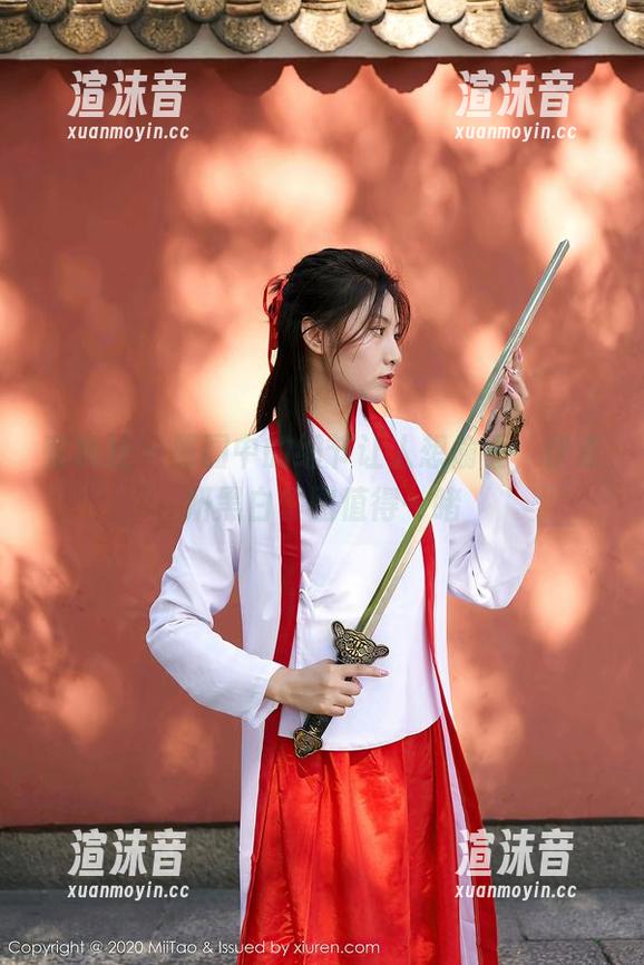 蜜桃社 - 原图中的细节让人想偷看，伊素妍黑白套图值得一睹