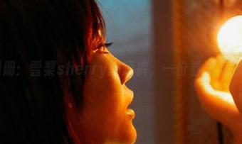 蜜桃社 – 图册：雪梨sherry的短裤，一份看似不起眼的性感。